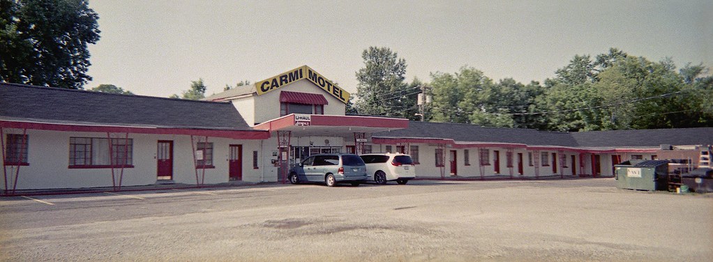 Carmi Motel